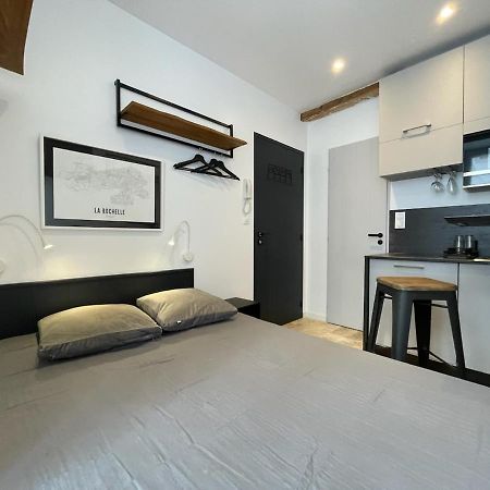 Petite Chambre Amenagee Avec Cuisine St Louis 3 La Rochelle  Exterior foto